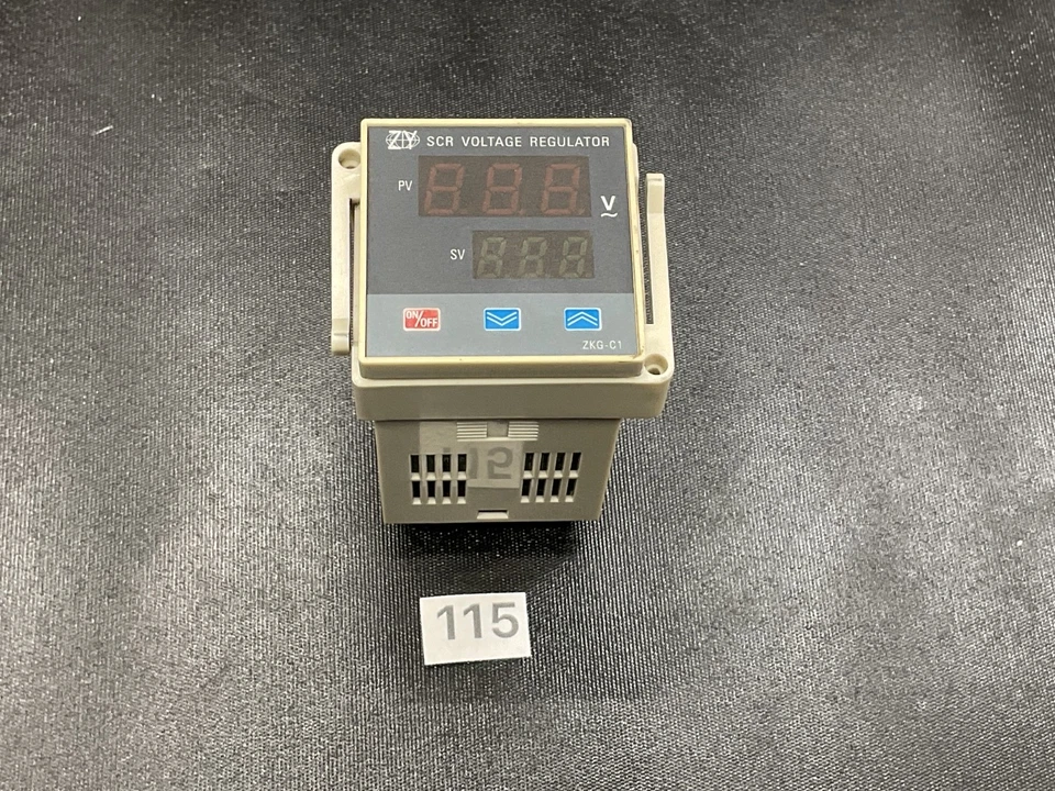 ZKG-C1 SCR Digital Voltage Regulator Panel Mount AC Controller - Image 2 of 4