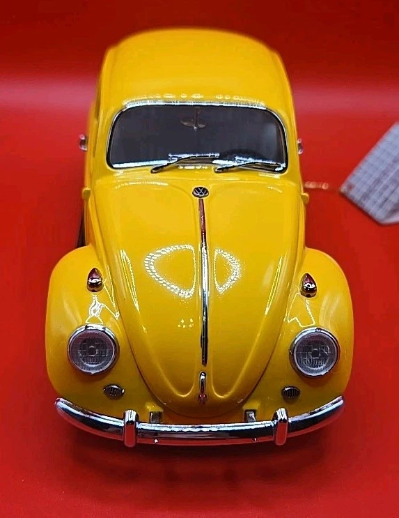 Volkswagen Beetle Bug 1967 Franklin como nuevo escala 1:24 coche diecast amarillo nuevo con etiquetas  Foto 4 de 4
