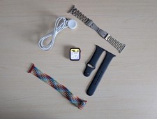 Apple Watch Series 6 40mm Gold Aluminium Case A2375 - GPS & Cellular