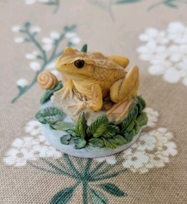 Rare STRATFORD COLLECTION Country Artists Frog In A Pond 01129