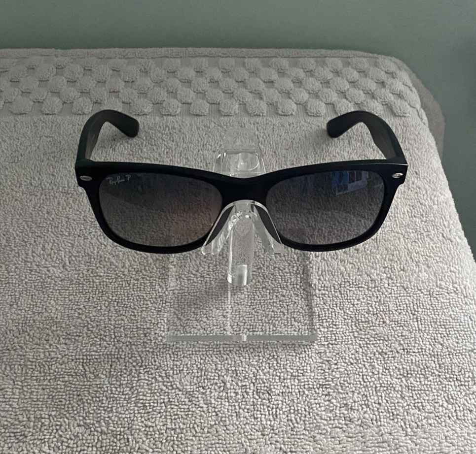 Ray-Ban New Wayfarer RB2132-F 55□18 Ray-Ban RB 2132 New Wayfarer Sunglasses Polarized 55-18 Black