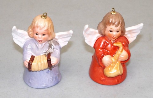 2- GOEBEL Angel Bell CHRISTMAS ORNAMENTS Lot (1979, 1980) /Saxophone & Accordian - Picture 2 of 4