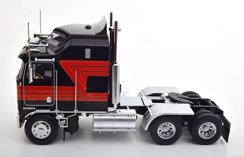 Road Kings 1976 Kenworth K100 Aerodyne negro con rojo escala 1:18 RK180142BK - Imagen 2 de 8