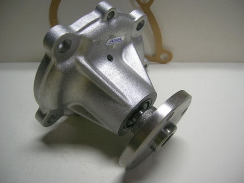 DATSUN 1200 1000 Water Pump Assy Non Cooler Model (For B110 B310 NISSAN A12 A15) - Picture 11 of 12