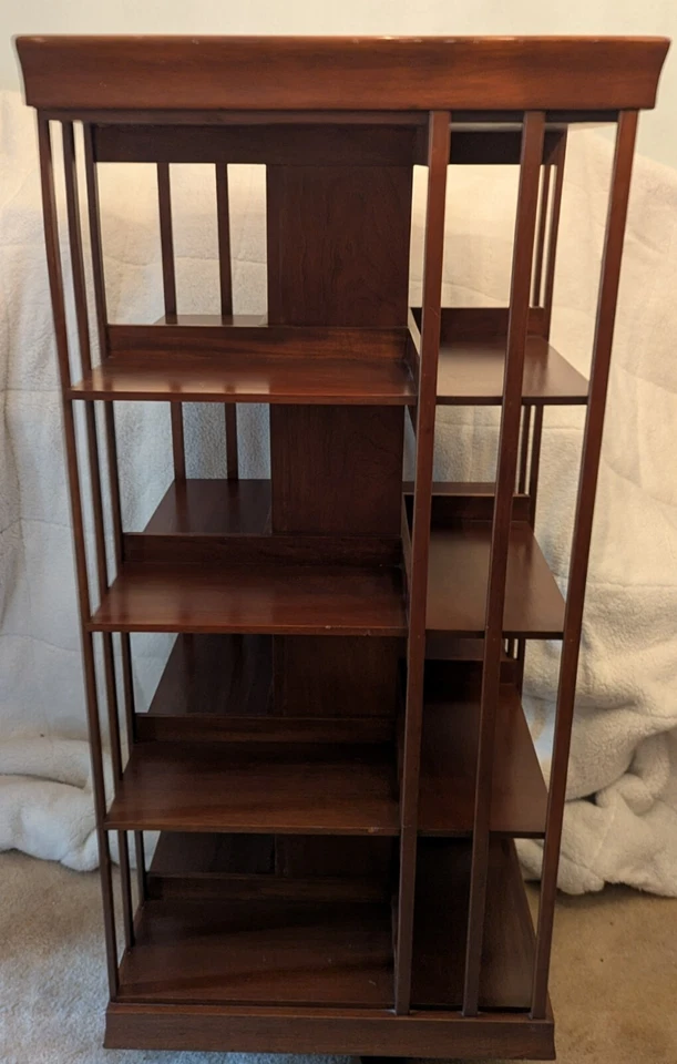 Librería Giratoria Antigua Extra Alta 61.5" Extra Ancha 26.5" 4 Estantes Victoriana Foto 2 de 4