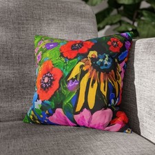 Vibrant Floral Garden Pillowcase  Spun Polyester Square Pillowcase