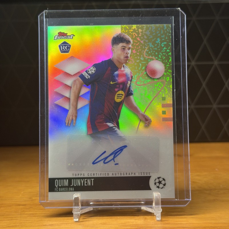 Quim Junyent 2025-26 Topps UEFA Club Competition Finest  Auto Barcelona Rookie