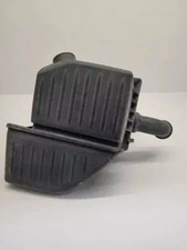 2001-2002 Chrysler Pt Cruiser Air Cleaner Intake Box Assembly Oem 2001-2002 Chrysler Pt Cruiser Air Cleaner Intake Box Assembly Oem