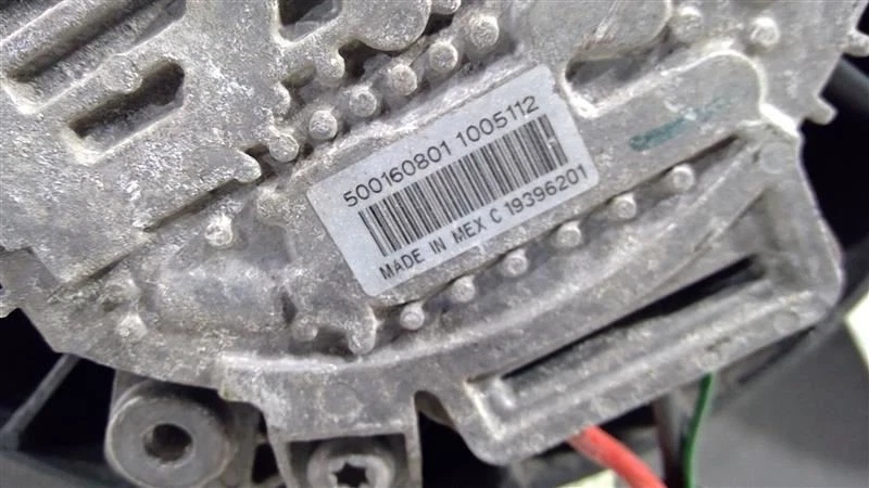 Chevrolet Colorado 2018-2020 radiador refrigeración ventilador pala OEM 84530770 Foto 3 de 4