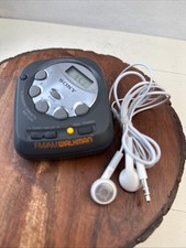 SONY SRF-M35 Walkman Radio  Batteries  Headphones