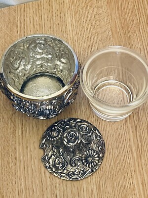 Vintage Harrison Fisher HF-0917 Silver Plated Floral Sugar