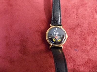 Disney Pulsar Womans  Mickey Mouse Watch Model Number V827-0090 Has a S/N