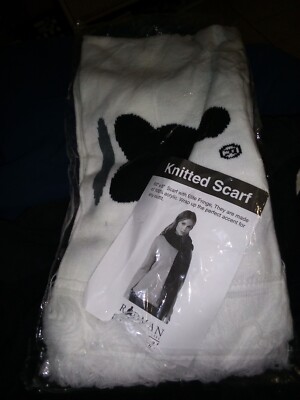 nuru knitted scarf 63'' × 8'' black and white 
