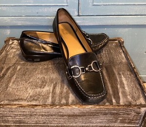 COLE HAAN Size 8 Black Patent w Silver Buckle Accent & NikeAir Soles | eBay