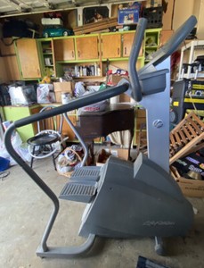 Isotrack Climbing System Life Fitness 95Si New Battery Works
