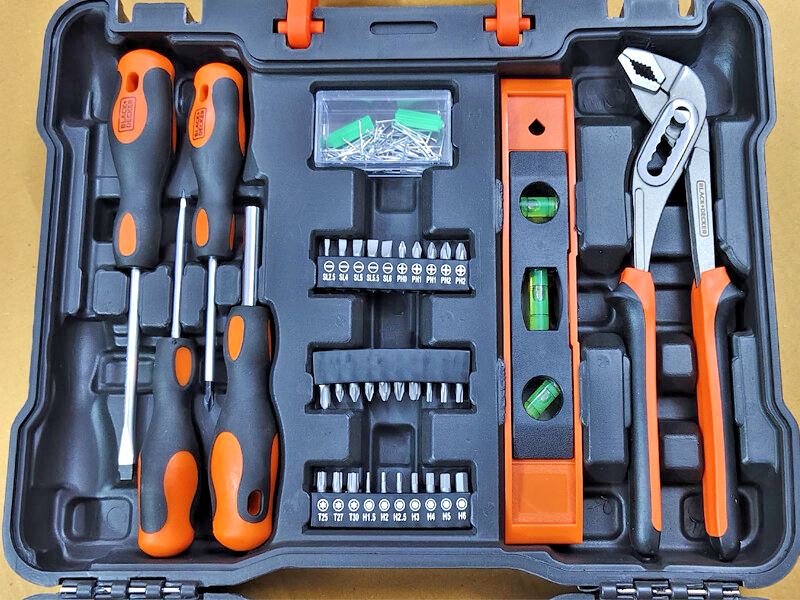 BLACK+DECKER BMT154C Hand Tool Kit (154-Piece) (Orange & Black
