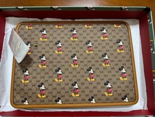 GUCCI DISNEY MICKEY MOUSE POUCH GG SUPREME LE...