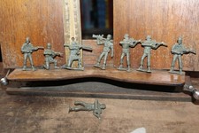US Army Plastic Toy Soldiers Lot of 7