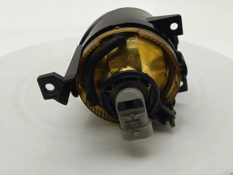 VOLKSWAGEN EOS Fog Lamp 2006-2016  2 Door Convertible   - Image 4 of 4