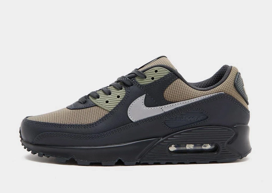 Nike Air Max 90 Men's Trainers in Black and Brown Shoes