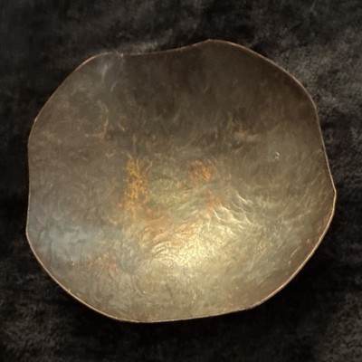Hand-Hammered solid Copper Bowl / Dish Small Copper Tone Copper Metalware 7.6 oz
