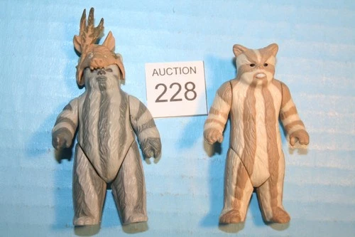 #228 VINTAGE STAR WARS LOOSE FIGURES 2 PACK EWOKS LOGRAY/TEEBO 1983 HK KENNER