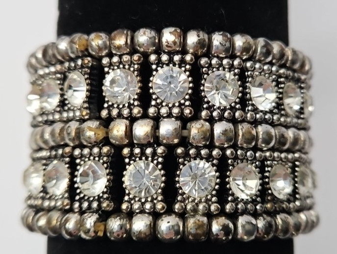 Silver tone Multilayered Stretch Cuff Bracelet Cl… - image 1