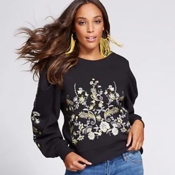 Gabrielle Union Embroidered Sweatshirt Size M Puff Sleeves Dark Floral Pullover