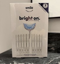 Smile Direct Club Kit Sbiancante Denti Luminoso | 9 Penne e Luce LED Acceleratore