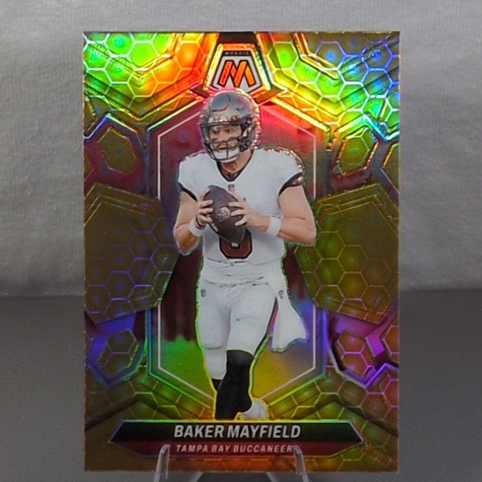 🔥🔥🔥2024 Panini Mosaic Baker Mayfield Honeycomb Prizm #204 Buccaneers NFL