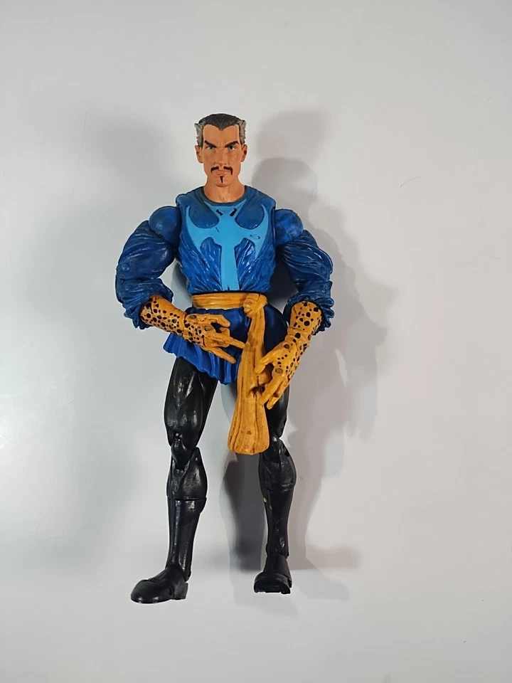 Экшн-фигурка Marvel Legends Doctor Strange с плащом ToyBiz 2003 серия Galactus - Изображение 3 из 4