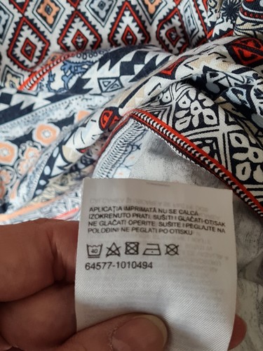 C&A CANADA WOMEN SHIRT SIZE XL, PATTERN, SUMMER , 95 % VISCOSE , USED, GOOD 👍 + - Picture 4 of 11