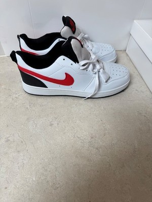 casual shoes for men, everyday wear.