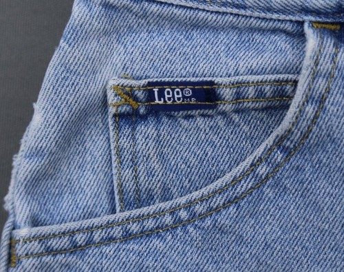 Vintage Women's Lee High Rise Jean Shorts 5 Pocket USA Made Size 11M (29x7) - Picture 3 of 11