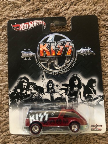 Hot Wheels Pop Culture: Volkswagen Grateful Dead Atari Nestlé DC Archie Comics + - Picture 9 of 16