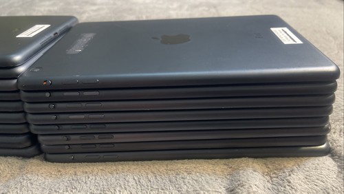 Lot of 17 Apple iPad mini 1st Gen. 16GB, Wi-Fi, 7.9in - Black/Slate- (R-D) - Picture 13 of 16