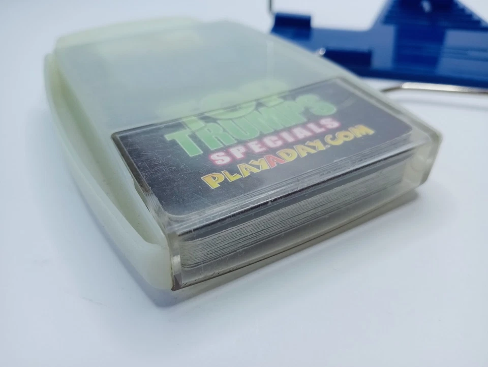 Top Trumps Los Simpson Edición Terror Brilla en la Oscuridad Estuche Especiales 2003 FOX Foto 2 de 4