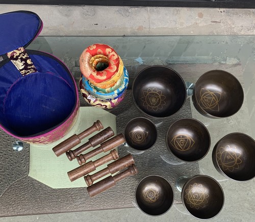 set of 7 Healing Tibetan Singing Bowl Sets-Meditation, sound therapy, From Nepal - Picture 2 of 9