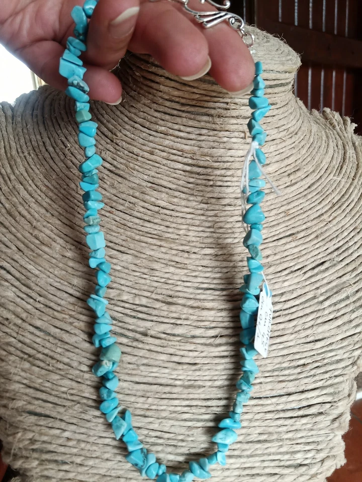 Collana cm 45 di TURCHESE  NATURALE a sassetti chiusura argento tibetano - Immagine 2 di 4