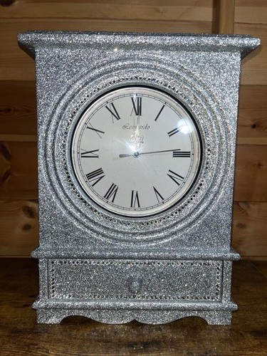 GLITZY SILVER CLOCK - Picture 3 of 4