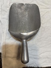 Vintage Unmarked Large Cast Aluminum Scoop Anderson Drug Branson MO