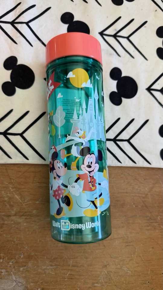 Botella de agua Disney - Juega en el parque Walt Disney World Foto 2 de 2