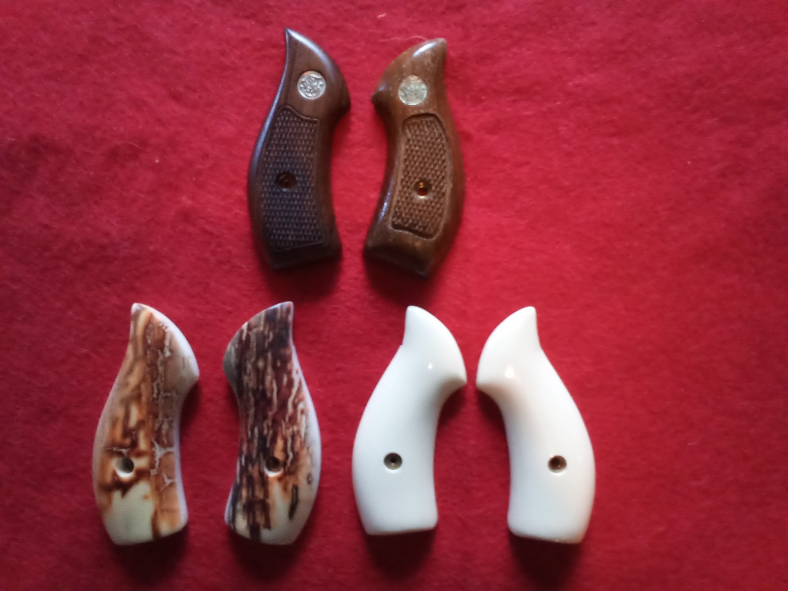 White Gun Frame LOT OF PISTOL GRIPS 3 PAIR. S&W J FRAME | eBay