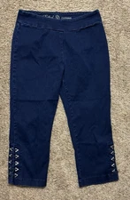 Ethyl Clothing Women’s Size 12 Capri Jegging Denim Jeans w metal design on sides