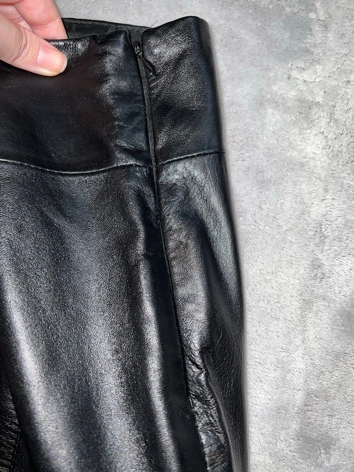 Women's Vintage Black Leather Pencil Skirt Size 16 - Image 4 of 4