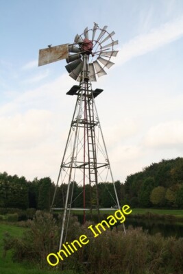 Foto 6x4 Windpumpe in Thorpe le Vale von E und H Roberts von Deanshanger, N c2014