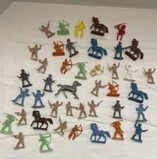 Lot of Vintage Plastic Cowboys Indians Army Men Figures Mini