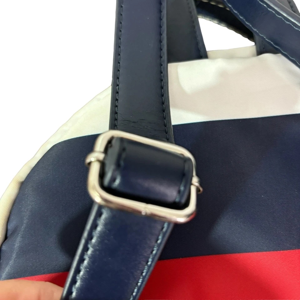 Tommy Hilfiger Mujer Julia Mochila Rugby Nylon Azul Marino/Blanco/Rojo Talla Única Foto 4 de 4