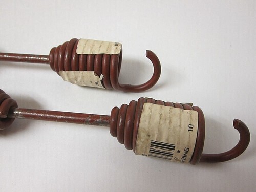 Lot of 2 NOS New Genuine Bulldog Mack Trucks Brake Spring 13-L827 - Picture 5 of 10