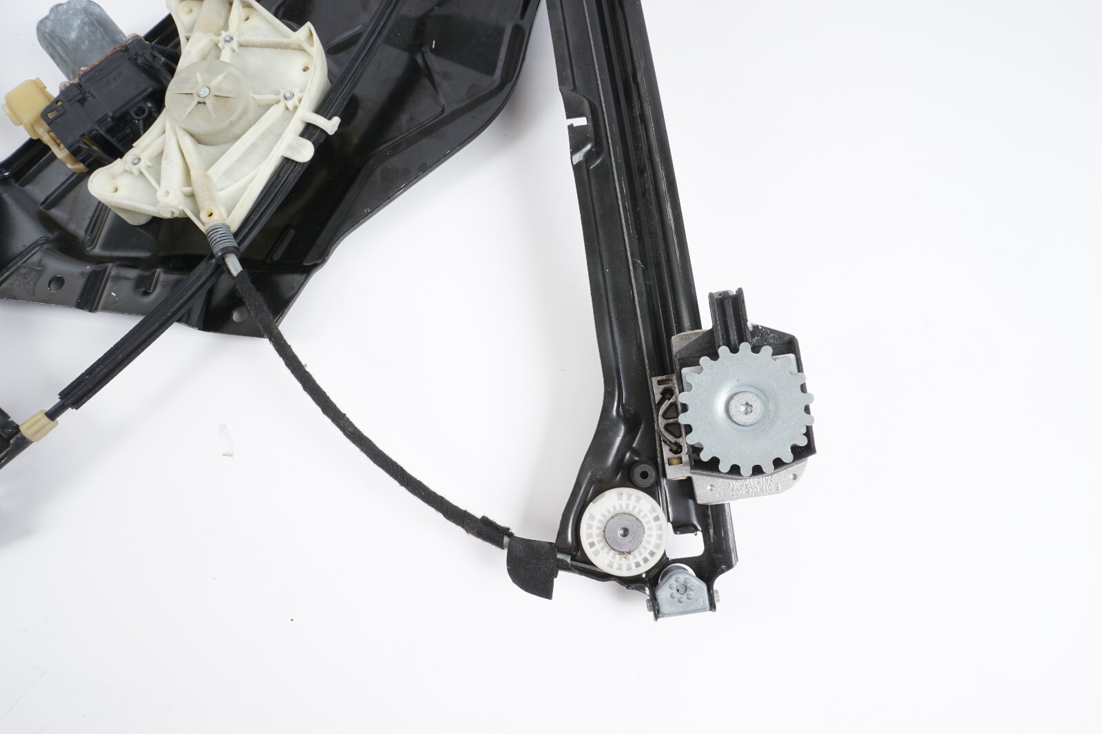 2014-2019 MASERATI GHIBLI FRONT RIGHT PASSENGER WINDOW REGULATOR & MOTOR OEM